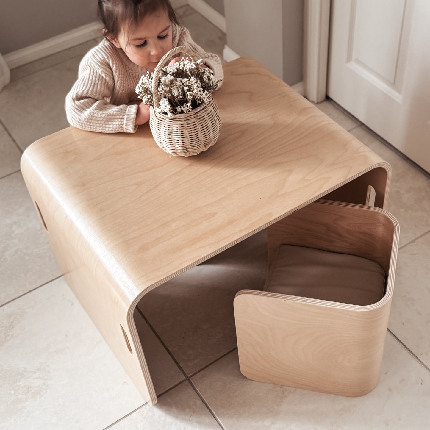 Nestle Activity Desk