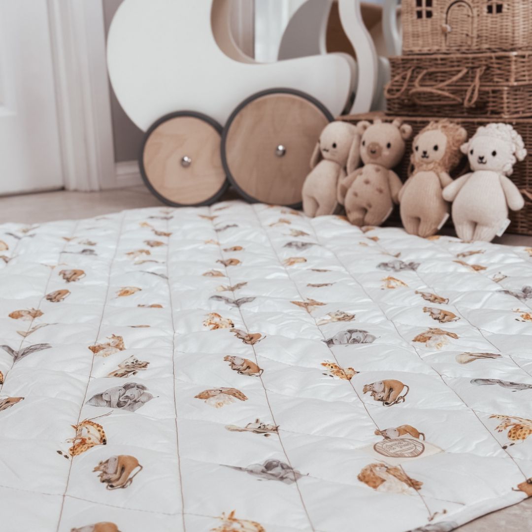 Large organic cotton baby play mat – safari print

